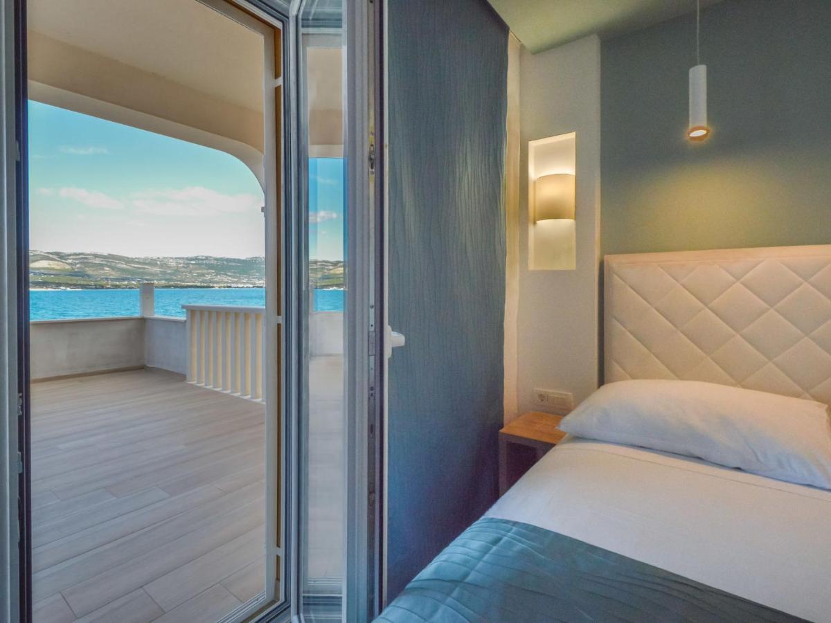 Apartment Mornar-5 By Interhome Trogir Exterior foto