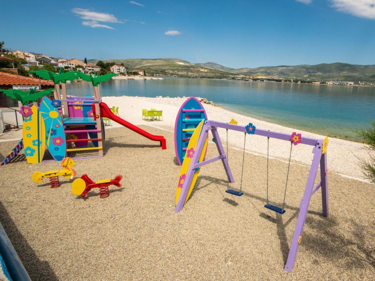 Apartment Mornar-5 By Interhome Trogir Exterior foto